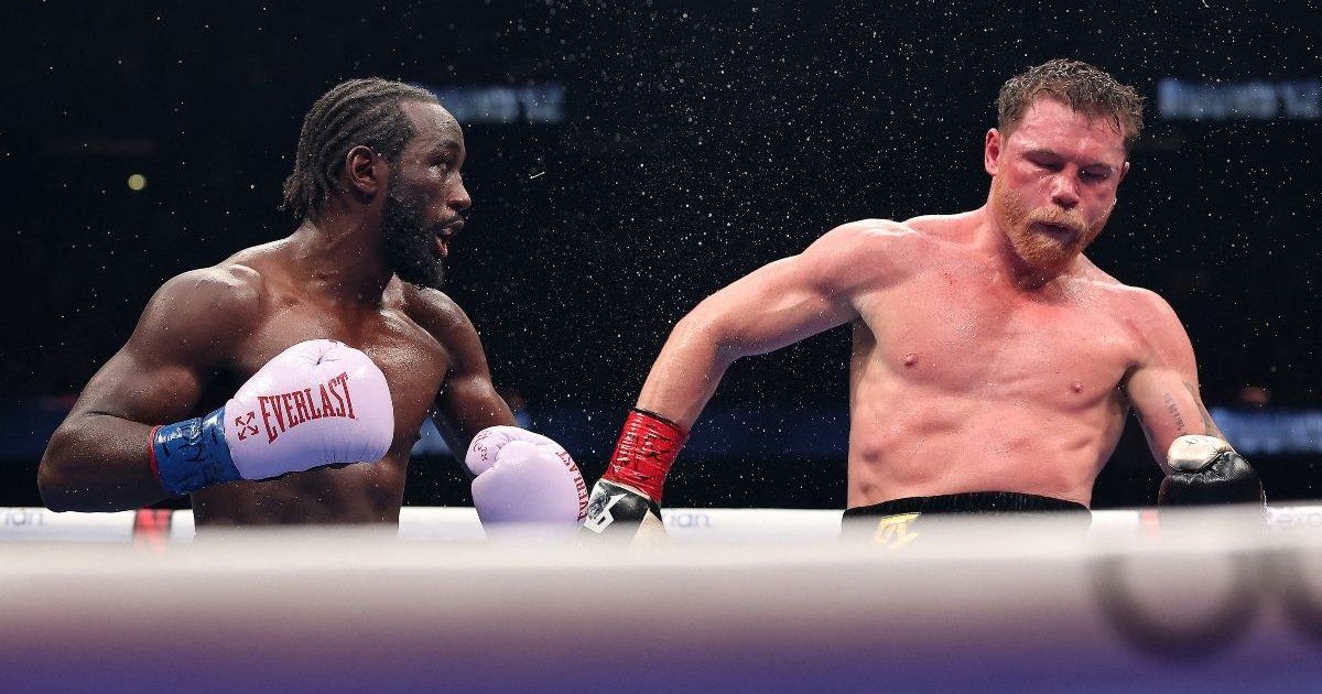 Crawford acaba con el reinado de “Canelo” Álvarez frente a 70.000 aficionados