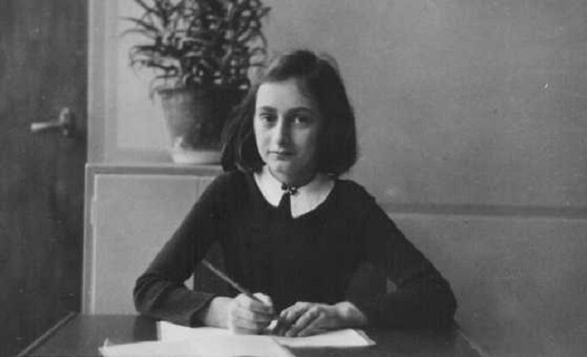 La niña judía Ana Frank, quien reveló en su histórico diario sus vivencias sobre El Holocausto. (CORTESÍA). 