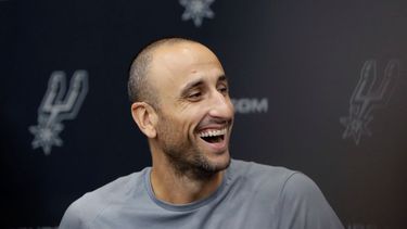 El argentino Manu Ginóbili, exbase de los Spurs de San Antonio.