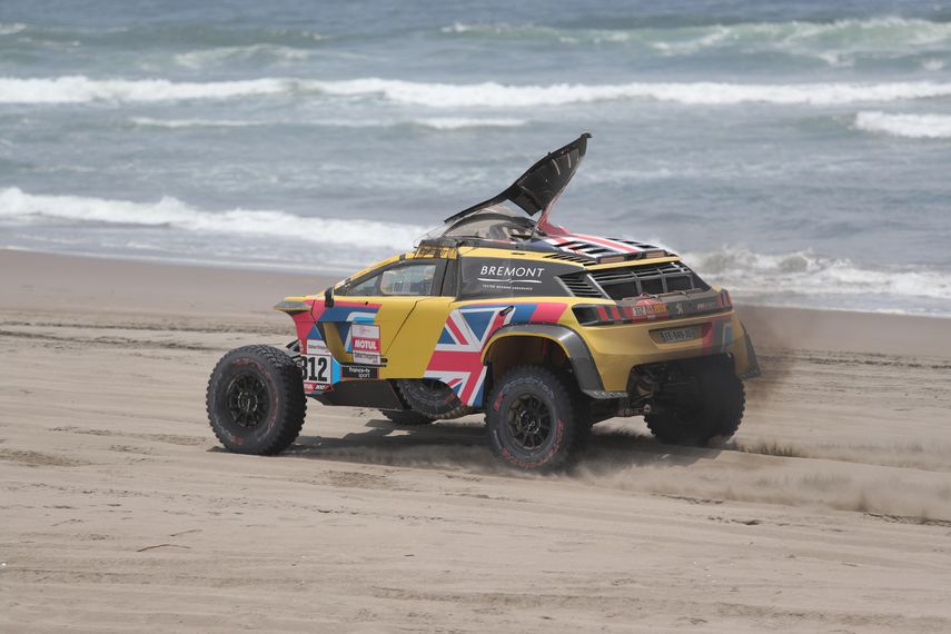 El rally este año solo se corre en el desierto peruano.