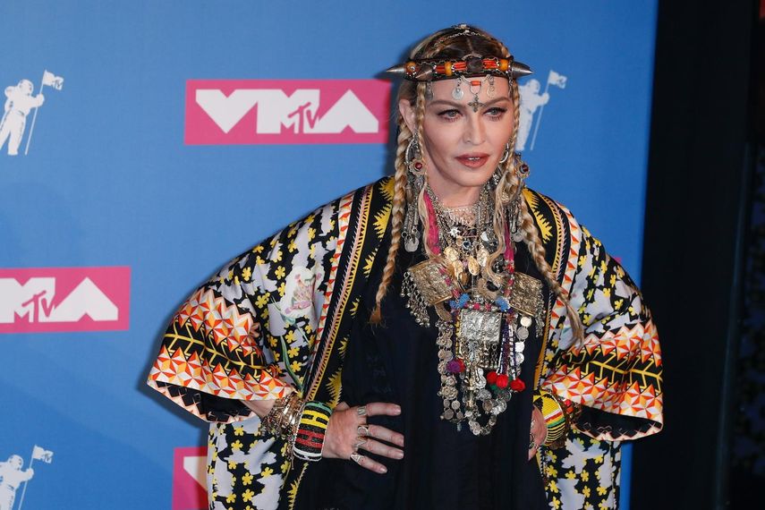 Madonna fue aplaudida tras su discurso, pero en las redes sociales se desató luego una discusión en la que se la acusó de hablar de sí misma en vez de sobre Franklin.