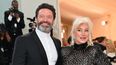 El actores Hugh Jackman y Deborra-Lee Furness llegan a la MET Gala 2023 en el Museo Metropolitano de Arte el 1 de mayo de 2023 en Nueva York.