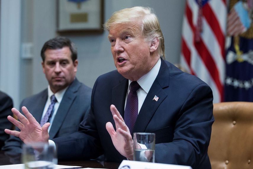 El presidente Donald Trump participa en una reunión en la Sala Roosevelt de la Casa Blanca en Washington, EEUU, el 23 de enero de 2019.