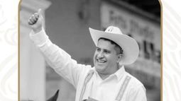 El alcalde mexicano Carlos Manzo recibió hasta seis disparos y fue trasladado aún con vida en una ambulancia al Hospital Fray Juan de San Miguel, donde murió el 1 de noviembre