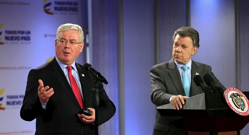 Juan Manuel Santos y&nbsp;Eamon Gilmore