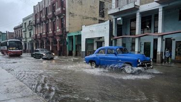 Reportan fuertes lluvias e inundaciones en Cuba