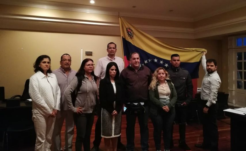 Faría escribió en su cuenta de Twitter que&nbsp;en el cumplimento de las funciones diplomáticas asignadas por el presidente (Juan Guaidó) y reconocidas por el Gobierno de Costa Rica, asumimos el control de la sede administrativa de la Embajada de Venezuela en San José.