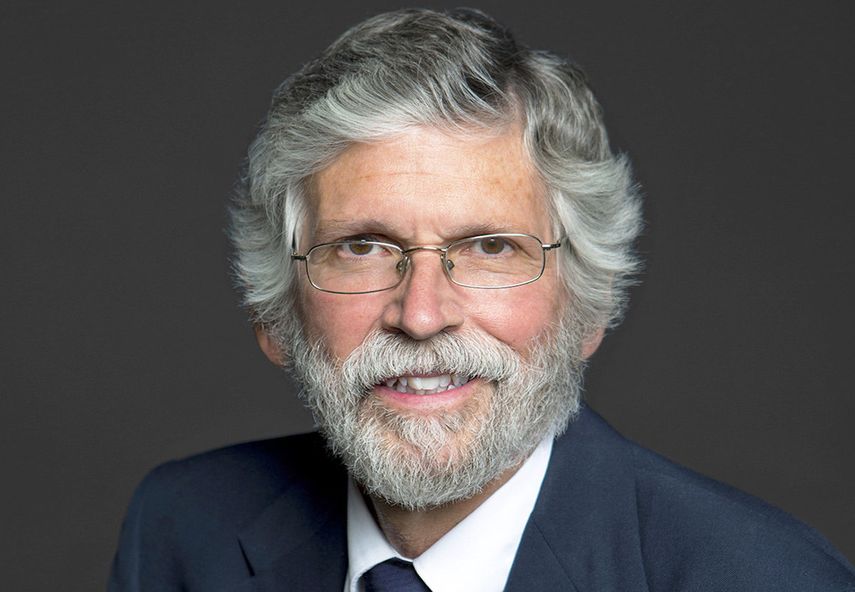 El científico y profesor de la Universidad de Texas en El Paso, Luis Echegoyen.