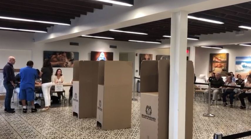 Los colombianos en el sur de la Florida acuden a las urnas con el inicio de las votaciones anticipadas.&nbsp;
