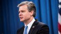 El director del FBI, Christopher Wray, hace declaraciones durante una conferencia de prensa virtual en el Departamento de Justicia en Washington, el miércoles 28 de octubre de 2020. El director del FBI, Christopher Wray, hace declaraciones durante una conferencia de prensa virtual en el Departamento de Justicia en Washington, el miércoles 28 de octubre de 2020.