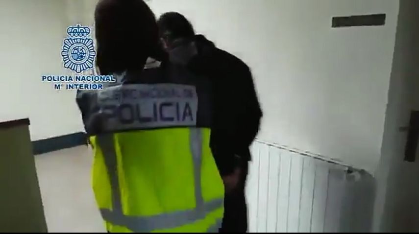 Momento de la captura de&nbsp;Javier Nava Soria en un hotel de Cabrils.