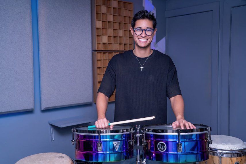 El percusionista peruano Tony Succar.&nbsp;