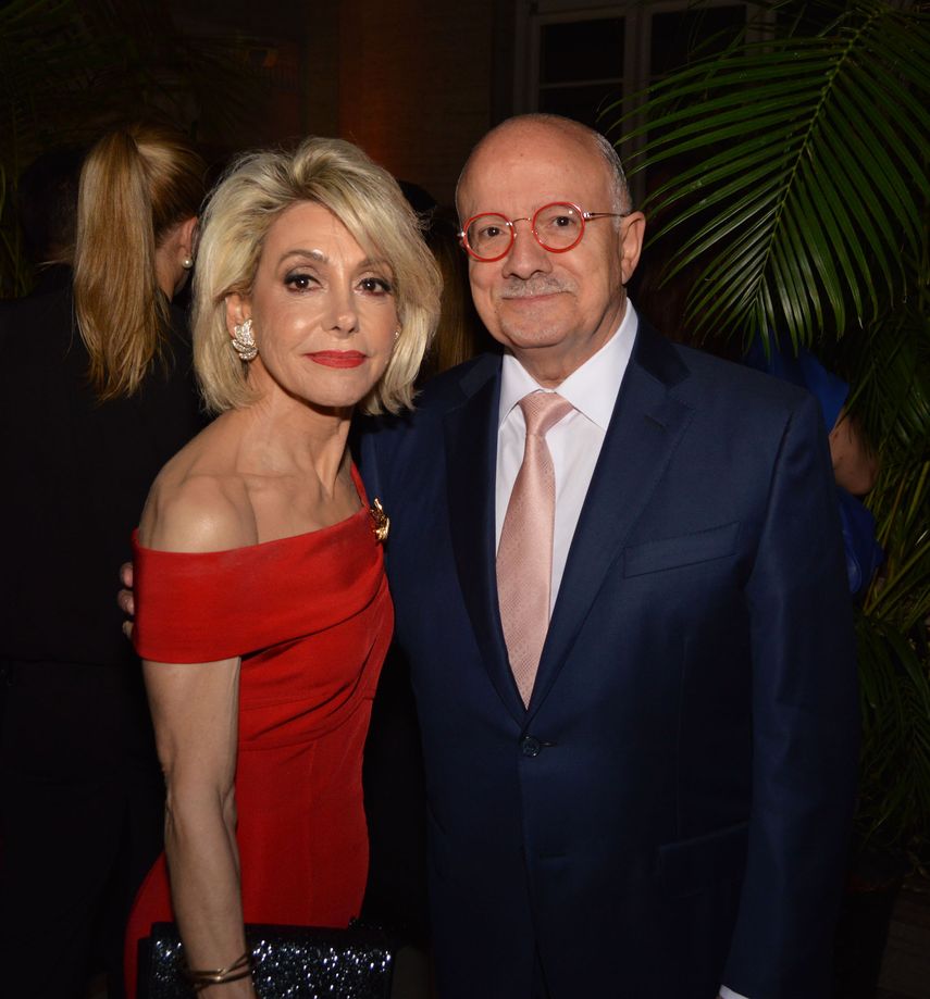 Margarita Delgado y el Dr. Eduardo Padrón, presidente del MDC