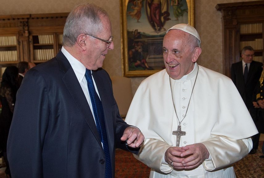 El&nbsp;papa&nbsp;Francisco&nbsp;recibió al presidente de Perú, Pablo Kuczynski (izq), en audiencia privada en el Vaticano el 22 de septiembre de 2017.&nbsp;