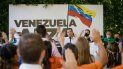 El presidente encargado de Venezuela, Juan Guaidó, pidió a los asistentes “incluir y vincular” a todos cuantos sean necesarios en la lucha por lograr el cambio que urge en el país caribeño. El presidente encargado de Venezuela, Juan Guaidó, pidió a los asistentes “incluir y vincular” a todos cuantos sean necesarios en la lucha por lograr el cambio que urge en el país caribeño.