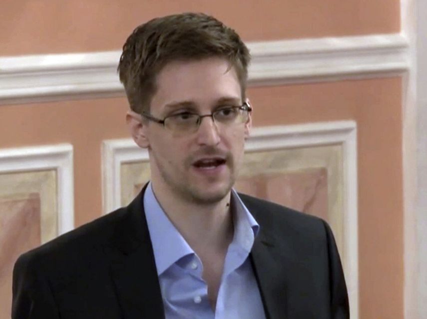 Edward Snowden,&nbsp;excontratista de la Agencia de Seguridad Nacional (NSA), en una imagen tomada de un video de WikiLeaks el 11 de octubre de 2013.