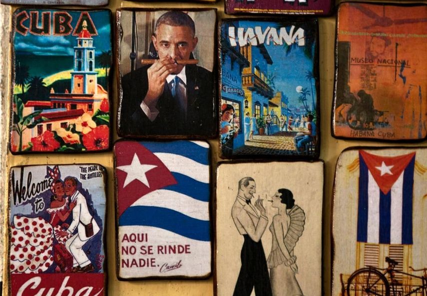 Imanes en una tienda de souvenirs en La Habana