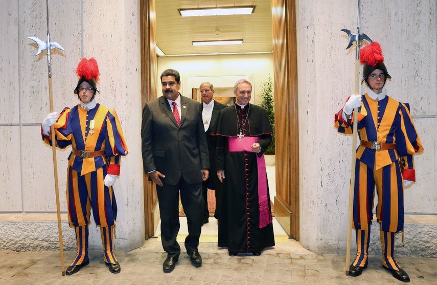 Su Santidad el Papa Francisco y el Presidente Nicolás Maduro, sostuvieron una reunión privada