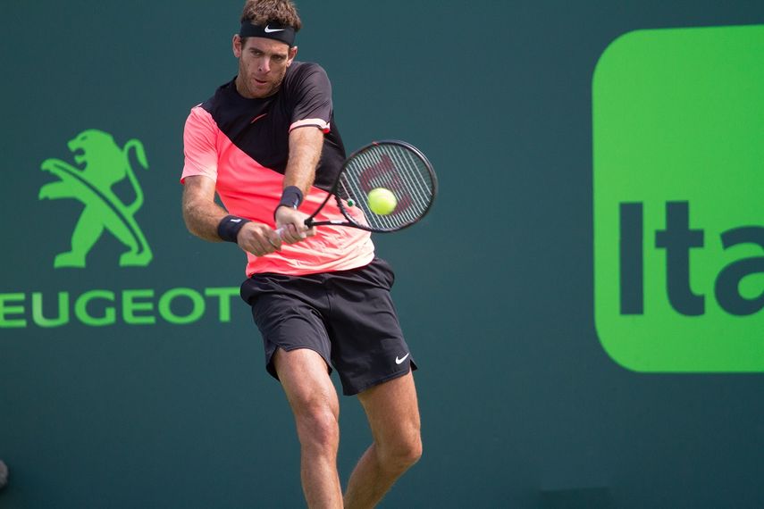 Juan Martín Del Potro galopa en el llamado quinto Grand Slam del tenis mundial.