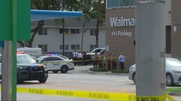 Exterior del Walmart en Cutler Bay tras un tiroteo que cobró la vida de un hombre. Exterior del Walmart en Cutler Bay tras un tiroteo que cobró la vida de un hombre.