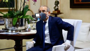 El presidente Danilo Medina se dirigió a la nación en un discurso en medio de la peor crisis sanitaria de la historia del país, donde resaltó los esfuerzos del gobierno en este tenor.