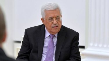 Además, advirtió en un discurso televisado de que estas medidas sirven a los intereses de los grupos extremistas para catalogar el conflicto en la región como una guerra religiosa.