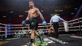El mexicano Saúl Canelo Álvarez se aleja a su esquina luego de derribar a Jaime Munguía en una pelea por el título de los supermedianos en Las Vegas, el 4 de mayo de 2024.