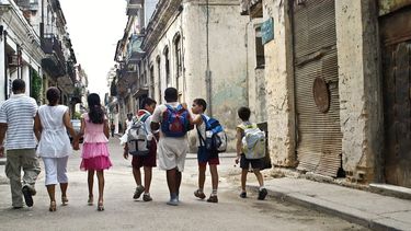 Niños con uniforme escolar en Cuba.&nbsp;