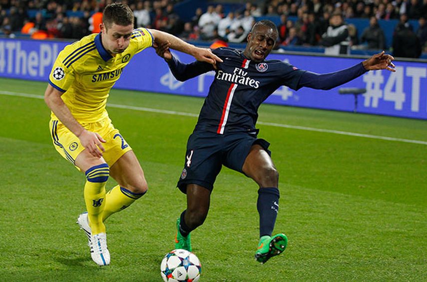 El Chelsea sacó un buen empate en el Parque de los Príncipes de París (AP)