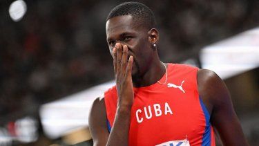 El cubano Lázaro Martínez reacciona tras la culminación de la final del triple salto en el Mundial de Tokio, el 19 de septiembre de 2025.