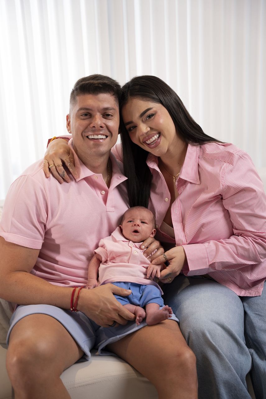 Natalia Segura Mena junto a su familia.&nbsp;