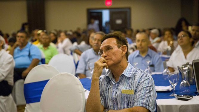 Fotografía del exministro de Educación nicaragüense Humberto Belli, fechada en octubre de 2016, durante una asamblea ciudadana convocada por la oposición al régimen de Daniel Ortega.