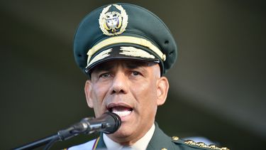 General colombiano renuncia antes de posesión presidencial de Petro