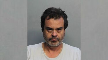 Abelardo Martín Acevedo, de 49 años, está acusado de exposición indecente.