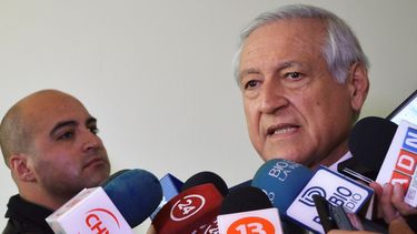 El canciller chileno, Heraldo&nbsp;Muñoz, habla a los medios durante una rueda de prensa en la ciudad de Viña del Mar.