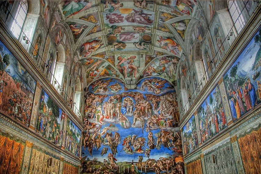 En el audiovisual se recordará el nacimiento de esta impresionante e icónica obra, ordenada construir por el papa Sixto IV, a finales del siglo XV y enriquecida por los frescos con que la decoró Miguel Ángel por encargo de Julio II.