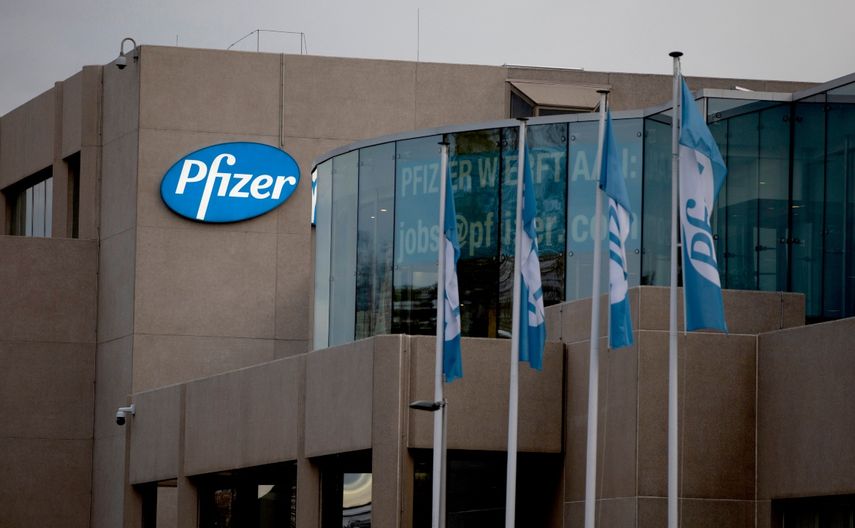 Esta fotografía muestra las oficinas de Pfizer en Puurs, Bélgica, el lunes 9 de noviembre de 2020