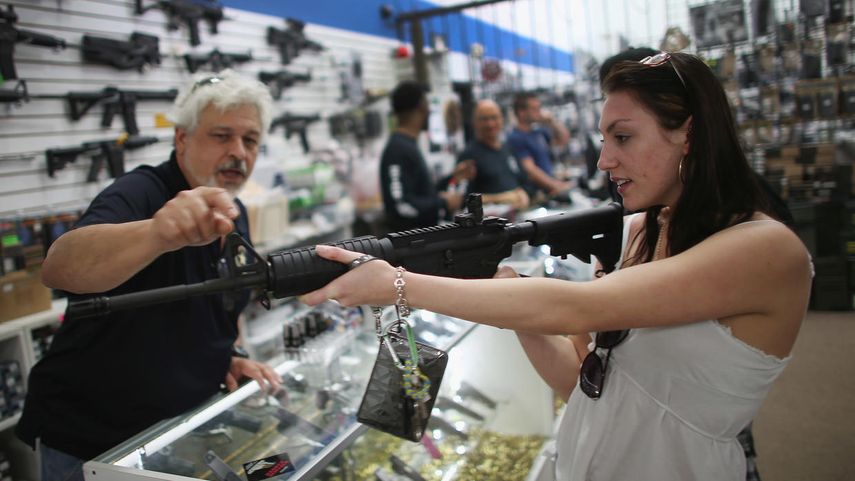 Más de 204.000 &nbsp;licencias para portar armas se vencerán durante el 2017.