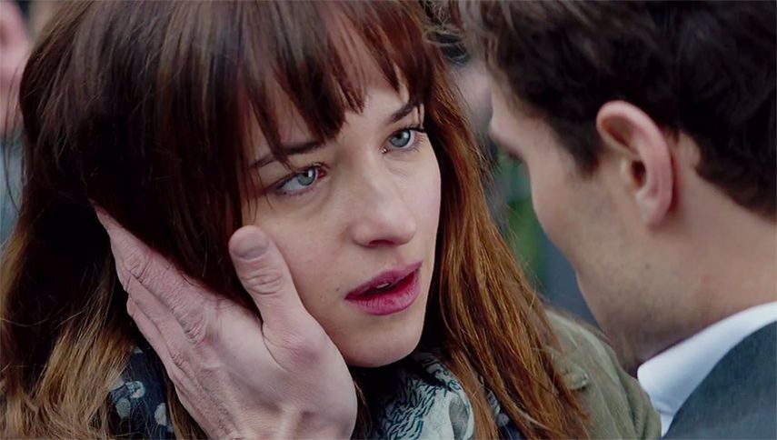 Fotograma del filme, donde aparece Dakota Johnson y Jamie Dornan. (CORTESÍA)