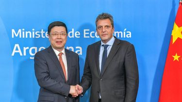 Argentina pagará en yuanes las importaciones provenientes de China, con el objetivo de preservar sus reservas internacionales.