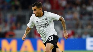 El brasileño se perderá el comienzo de la Premier League este fin de semana por problemas en la espalda.