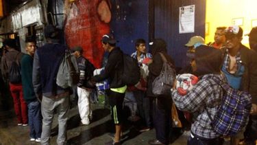 Entre los migrantes hay 74 hondureños, 59 guatemaltecos, 13 salvadoreños y 1 nicaragüense.