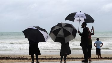 Matthew provocó fuertes vientos y copiosas lluvias durante este jueves en Miami y Broward
