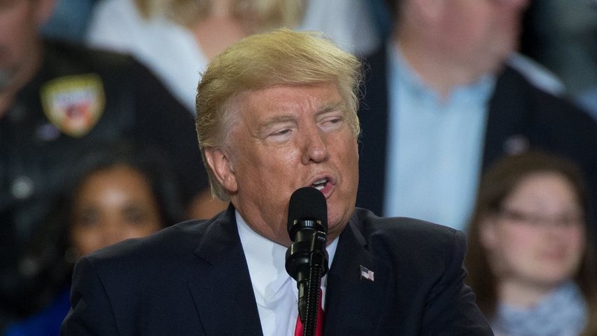 El presidente de los EEUU, Donald Trump, durante un acto en Harrisburg, Pensilvania, uno de los estados claves de su victoria electoral en noviembre pasado, donde celebró los 100 días en el poder.