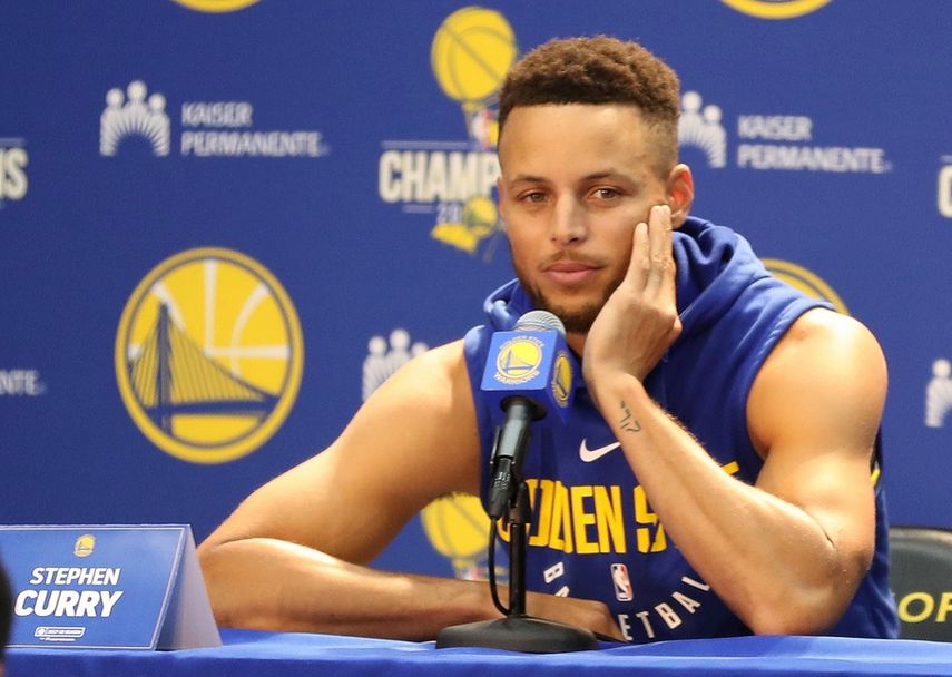 Stephen Curry, la estrella de la liga de baloncesto NBA que juega en los Golden State Warriors.