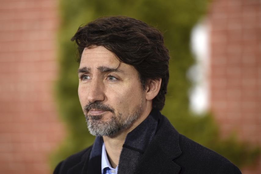 El primer ministro de Canadá Justin Trudeau habla durante una conferencia de prensa en Ottawa, Ontario, el domingo 5 de abril de 2020. 