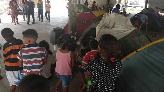 En el campamento autogestionario Kaubanoko viven más de 500 personas. 60% son indígenas Waraos.&nbsp;