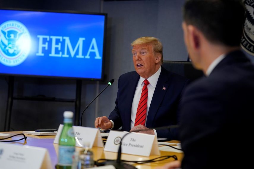 &nbsp; El presidente Donald Trump hace declaraciones durante una teleconferencia con gobernadores en la sede de la Agencia Federal para el Manejo de Emergencias de Estados Unidos (FEMA por sus siglas en ingl&eacute;s) en Washington, el jueves 19 de marzo de 2020.&nbsp;