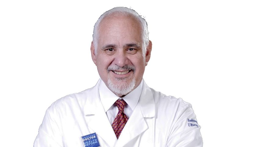 El médico José Antonio Cisneros.