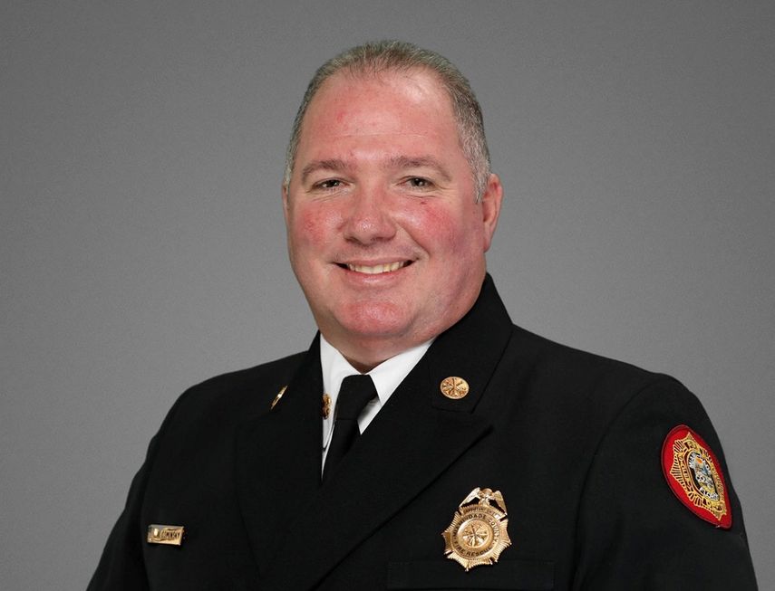 Alan Chominsky, jefe del Departamento de bomberos de Miami-Dade.